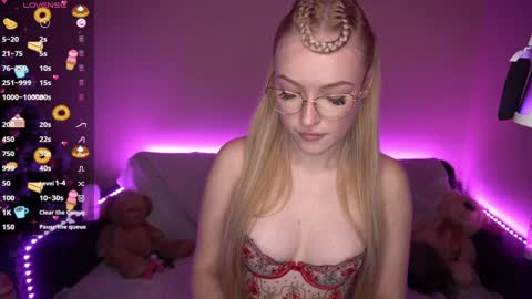 Snapshot of amandaafire chatting on January 2025 05:51:02 PM Amanda online show from January 2025 05:51:02 PM