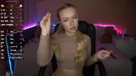 Snapshot of amandaafire chatting on November 2025 06:59:02 AM Amanda online show from November 2025 06:59:02 AM