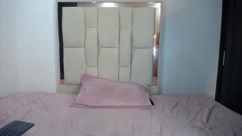 Snapshot of amandarousell chatting on December 2024 12:07:01 AM AmandaRousel  online show from December 2024 12:07:01 AM