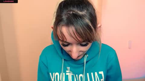 Snapshot of amandasentin chatting on November 2025 09:42:02 AM Amanda online show from November 2025 09:42:02 AM