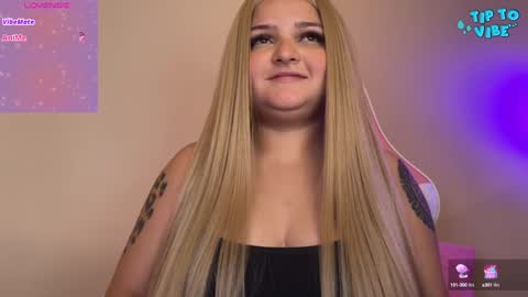 Snapshot of amandhaaa chatting on December 2024 07:19:02 PM Amandha online show from December 2024 07:19:02 PM