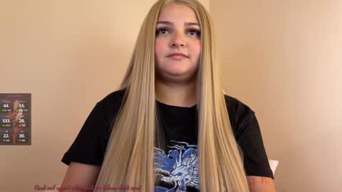 Snapshot of amandhaaa chatting on December 2024 07:11:01 PM Amandha online show from December 2024 07:11:01 PM