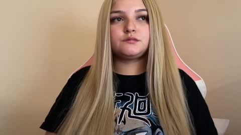 Snapshot of amandhaaa chatting on January 2025 08:32:01 PM Amandha online show from January 2025 08:32:01 PM