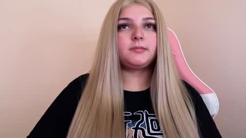 Snapshot of amandhaaa chatting on February 2025 07:46:01 PM Amandha online show from February 2025 07:46:01 PM