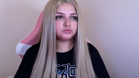 Snapshot of amandhaaa chatting on February 2025 02:48:02 PM Amandha online show from February 2025 02:48:02 PM