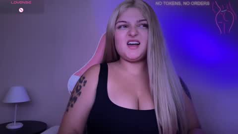 Snapshot of amandhaaa chatting on March 2025 08:27:02 PM Amandha online show from March 2025 08:27:02 PM