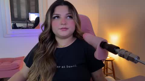 Snapshot of amandhaaa chatting on November 2025 04:28:02 PM Amandha online show from November 2025 04:28:02 PM