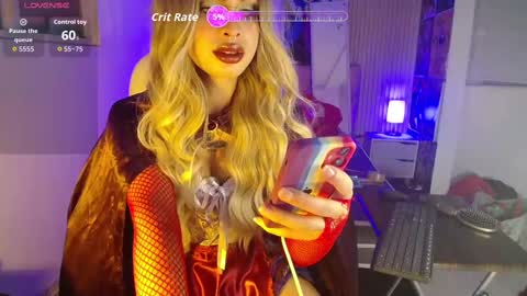 amapola_hs online show from October 2025 11:57:02 PM