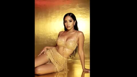 Snapshot of amara_lux chatting on December 2025 11:25:02 PM Amara Lux online show from December 2025 11:25:02 PM