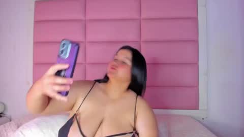 amaranttaylunay online show from August 2026 08:34:01 PM