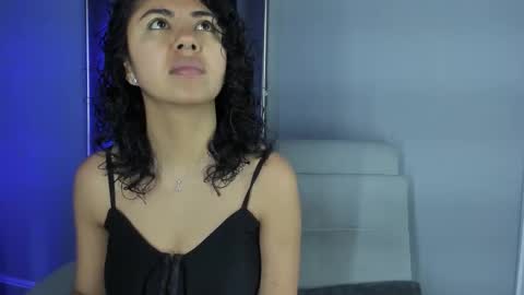 Emily online show from November 2025 10:47:02 AM