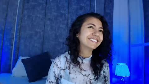 Snapshot of amarettho chatting on June 2026 11:54:01 AM Emily online show from June 2026 11:54:01 AM
