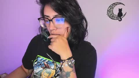 Snapshot of amaryllis_vizcaya chatting on January 2025 11:31:01 PM Katt online show from January 2025 11:31:01 PM