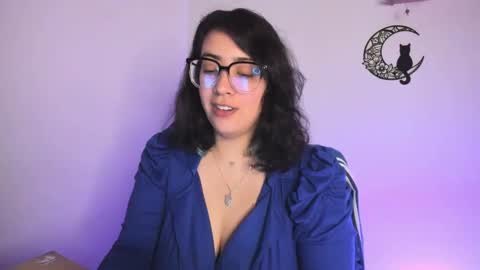 Snapshot of amaryllis_vizcaya chatting on January 2025 12:36:02 AM Katt online show from January 2025 12:36:02 AM