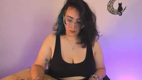 Snapshot of amaryllis_vizcaya chatting on February 2025 11:54:01 PM Katt online show from February 2025 11:54:01 PM
