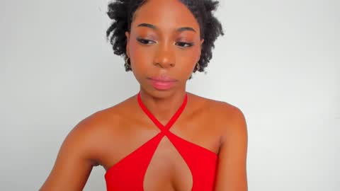 Snapshot of amatiistur chatting on February 2025 07:05:02 PM Tammy online show from February 2025 07:05:02 PM