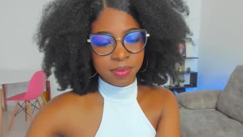 Snapshot of amatiistur chatting on November 2025 08:19:02 PM Tammy online show from November 2025 08:19:02 PM