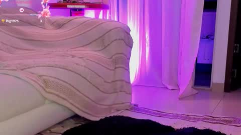 Amatista online show from November 2025 12:43:01 AM