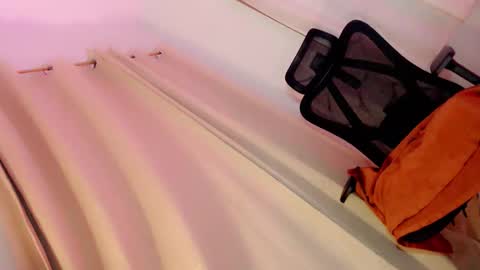 Amaya online show from November 2025 09:13:02 PM