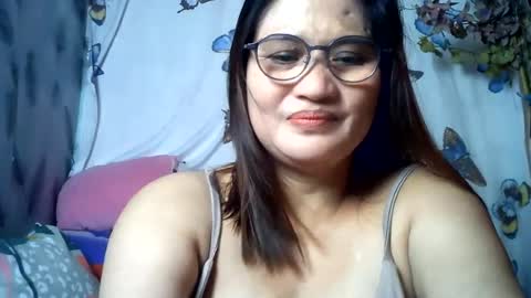 Snapshot of amazing_angel22 chatting on June 2026 03:00:01 AM amazing angel online show from June 2026 03:00:01 AM