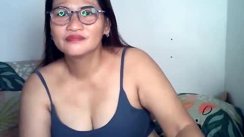 Snapshot of amazing_angel22 chatting on August 2026 10:14:02 AM amazing angel online show from August 2026 10:14:02 AM