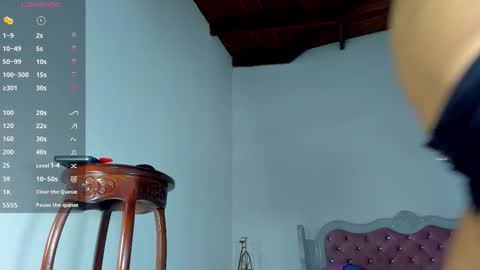 Tifany  online show from February 2026 01:41:01 PM