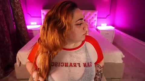 Ellie online show from September 2025 09:16:01 PM