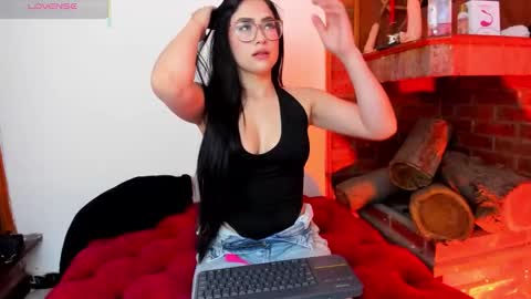 Sara  online show from March 2026 03:38:02 PM