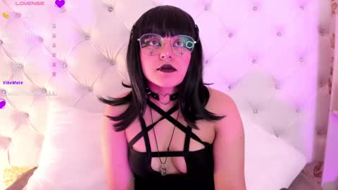   online show from September 2025 12:49:01 AM