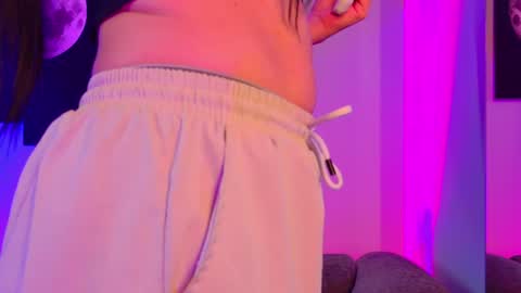 ambar_midnigth online show from June 2026 03:11:02 AM