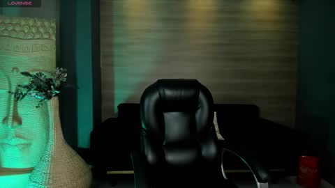 Snapshot of ambarjames_ chatting on October 2025 11:23:02 AM Ambar online show from October 2025 11:23:02 AM