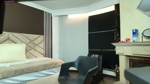 Ambar Ross online show from January 2025 07:13:02 PM