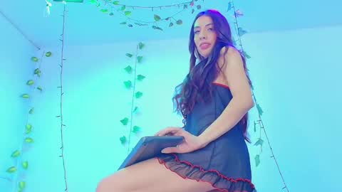 Snapshot of ambel_rose chatting on March 2025 06:35:02 AM ambel_rose online show from March 2025 06:35:02 AM