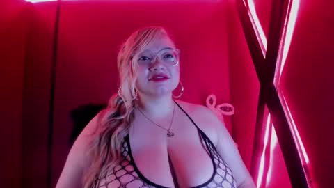 amber_bunnyx online show from October 2025 03:29:02 AM