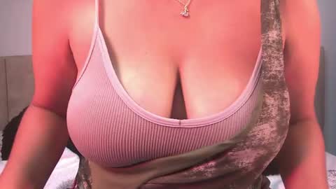 Amber Demons online show from April 2026 10:40:02 PM