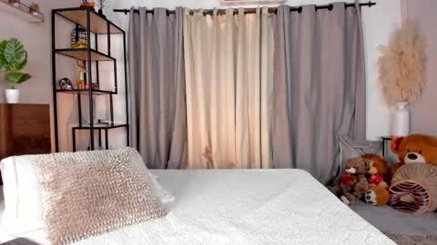 Amber online show from February 2026 10:39:02 PM