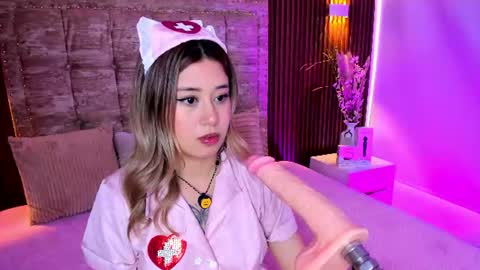 Snapshot of amber_palmer chatting on June 2026 03:37:02 PM amber_palmer online show from June 2026 03:37:02 PM