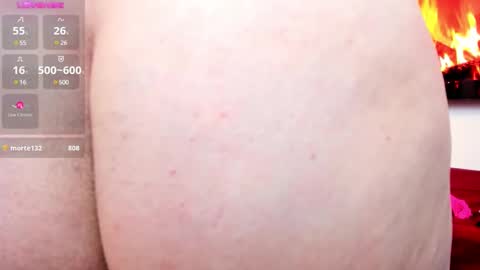 Snapshot of amber_sexy14 chatting on January 2025 06:01:02 AM amber_sexy14 online show from January 2025 06:01:02 AM