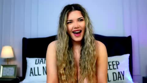 amberalena online show from May 2026 03:01:01 AM