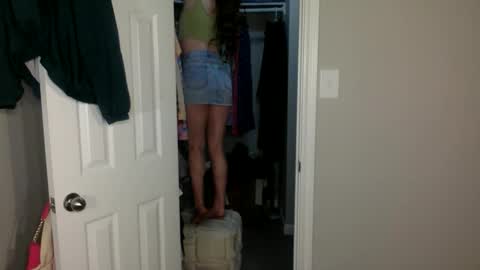 Snapshot of amberbunny1 chatting on November 2025 11:43:01 AM Amber 3 online show from November 2025 11:43:01 AM