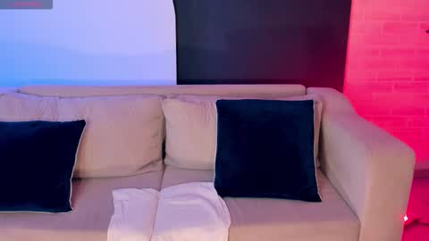 Snapshot of amberfox_1 chatting on November 2025 02:50:01 PM Amber Fox online show from November 2025 02:50:01 PM