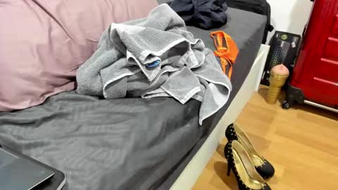 Snapshot of amberhothorny chatting on January 2025 04:04:01 PM Amber online show from January 2025 04:04:01 PM