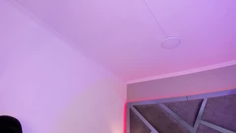 Snapshot of amberinihoffman chatting on February 2025 11:43:02 AM Amber online show from February 2025 11:43:02 AM