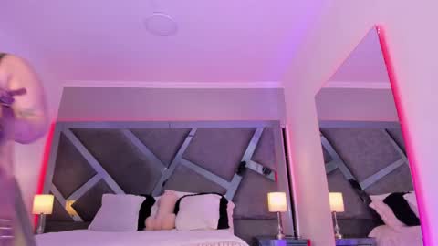 Snapshot of amberinihoffman chatting on February 2025 11:49:01 AM Amber online show from February 2025 11:49:01 AM