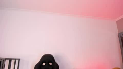 Amber  online show from April 2026 12:10:01 PM