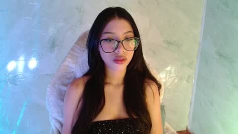 Amber Jeong online show from September 2025 01:17:01 AM