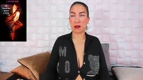 Snapshot of amberjoymilf chatting on April 2026 12:18:02 PM Amber online show from April 2026 12:18:02 PM