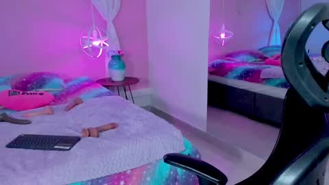 Amber online show from January 2025 07:14:02 AM