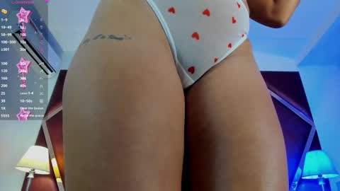 ambervegaa online show from October 2025 11:20:02 AM