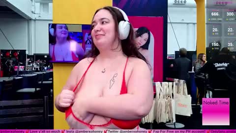 Amber Honey  online show from February 2026 08:12:02 PM